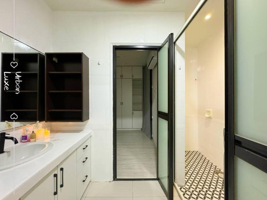 New Event House Oug Kl Spacious 18pax Kuala Lumpur