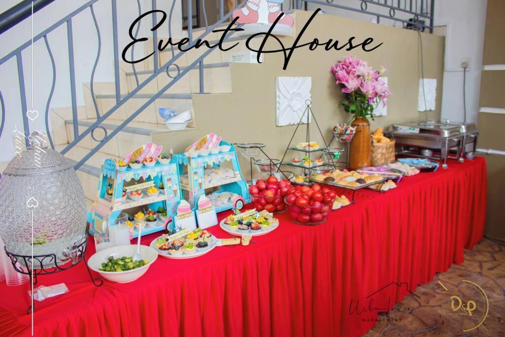 New Event House Oug Kl Spacious 18pax *