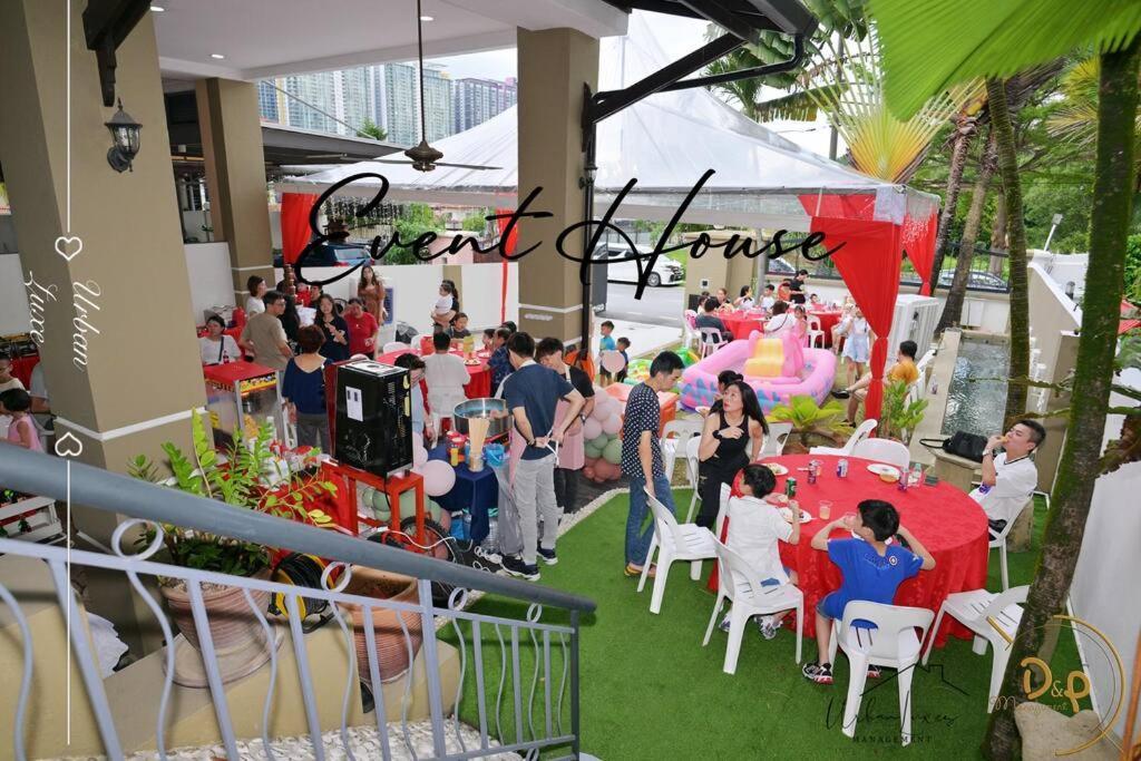 New Event House Oug Kl Spacious 18pax Vila Kuala Lumpur